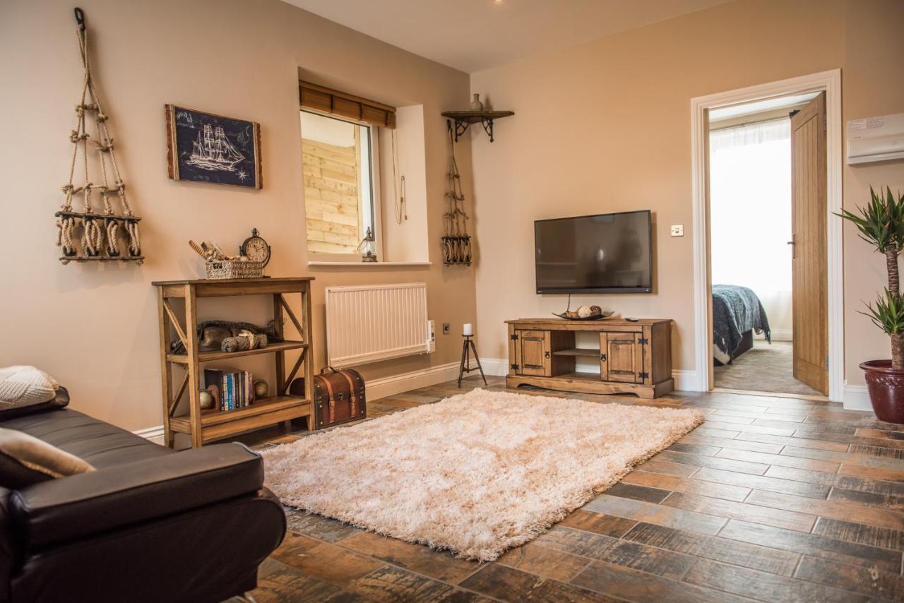 Deluxe Rustic Charlestown Themed Apartment St Austell Exterior photo